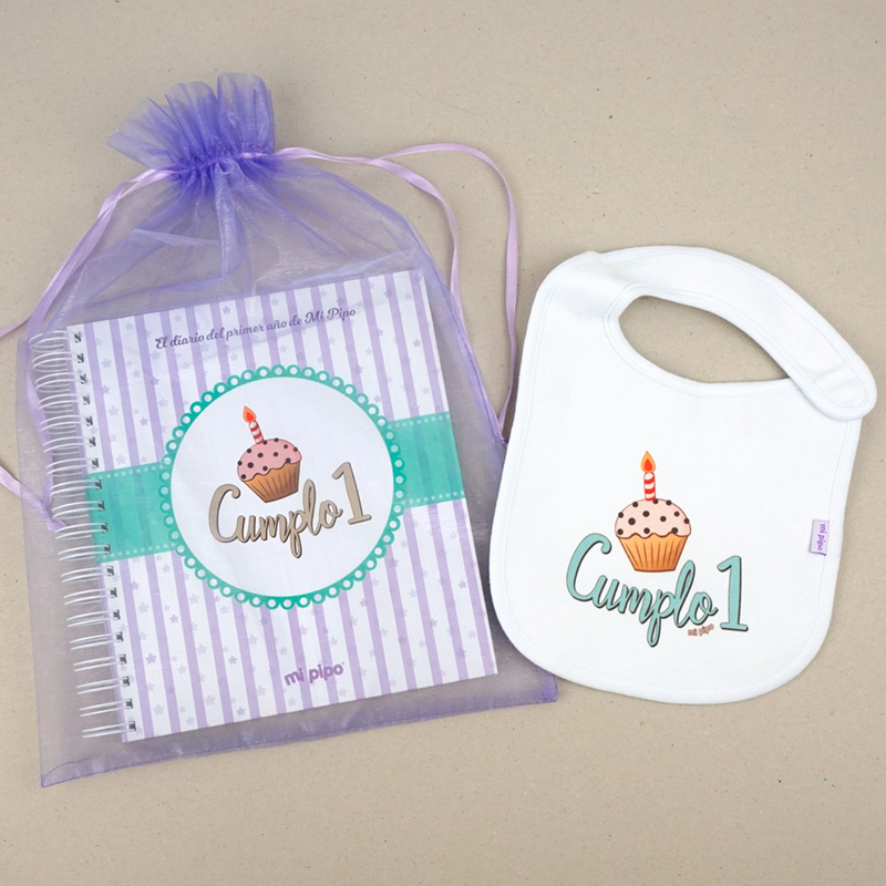 Diario del Primer Año de Mi Pipo con Regalo de Babero - Imagen 2